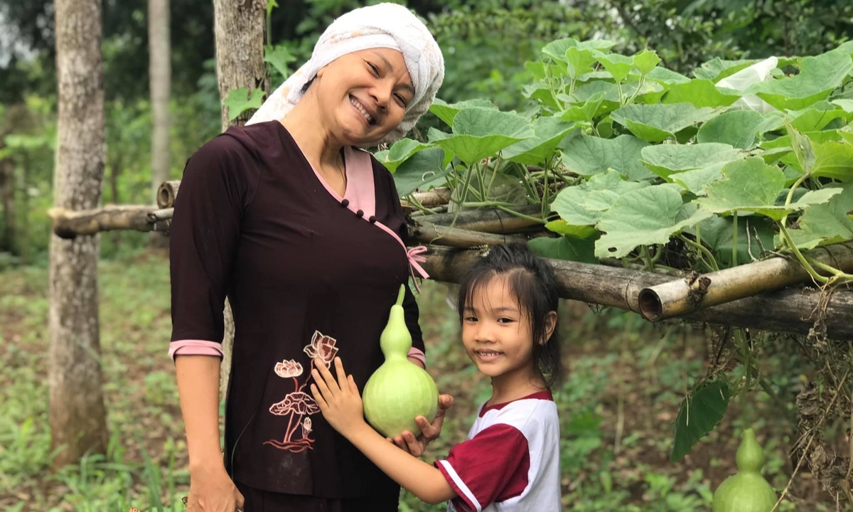 Kiều Trinh: "Cho con về quê sống, tôi thấy được nhiều hơn thiệt"