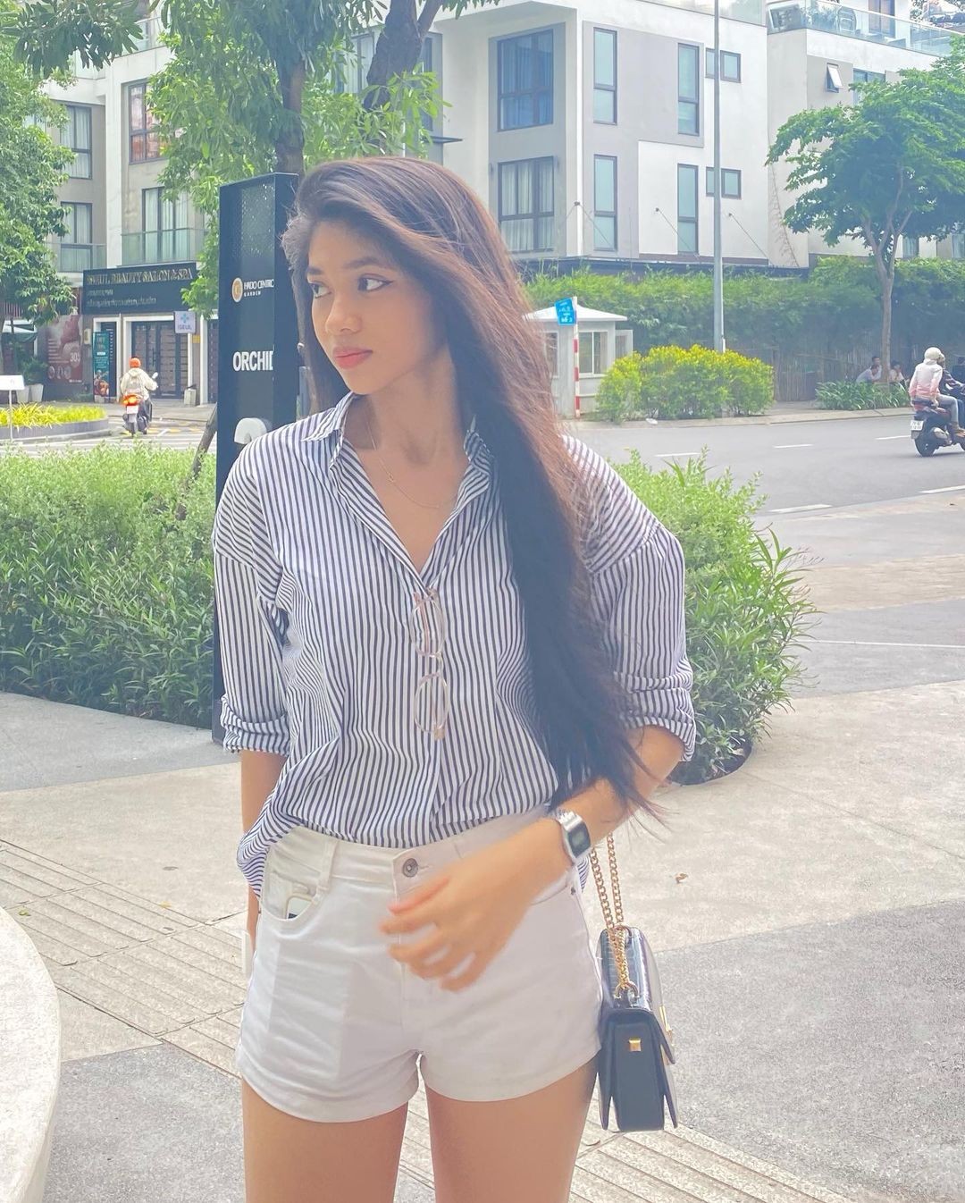 Mặt mộc của &Aacute; hậu Thế giới Việt Nam 2023 được khen đẹp hơn trang điểm - Ảnh 14.