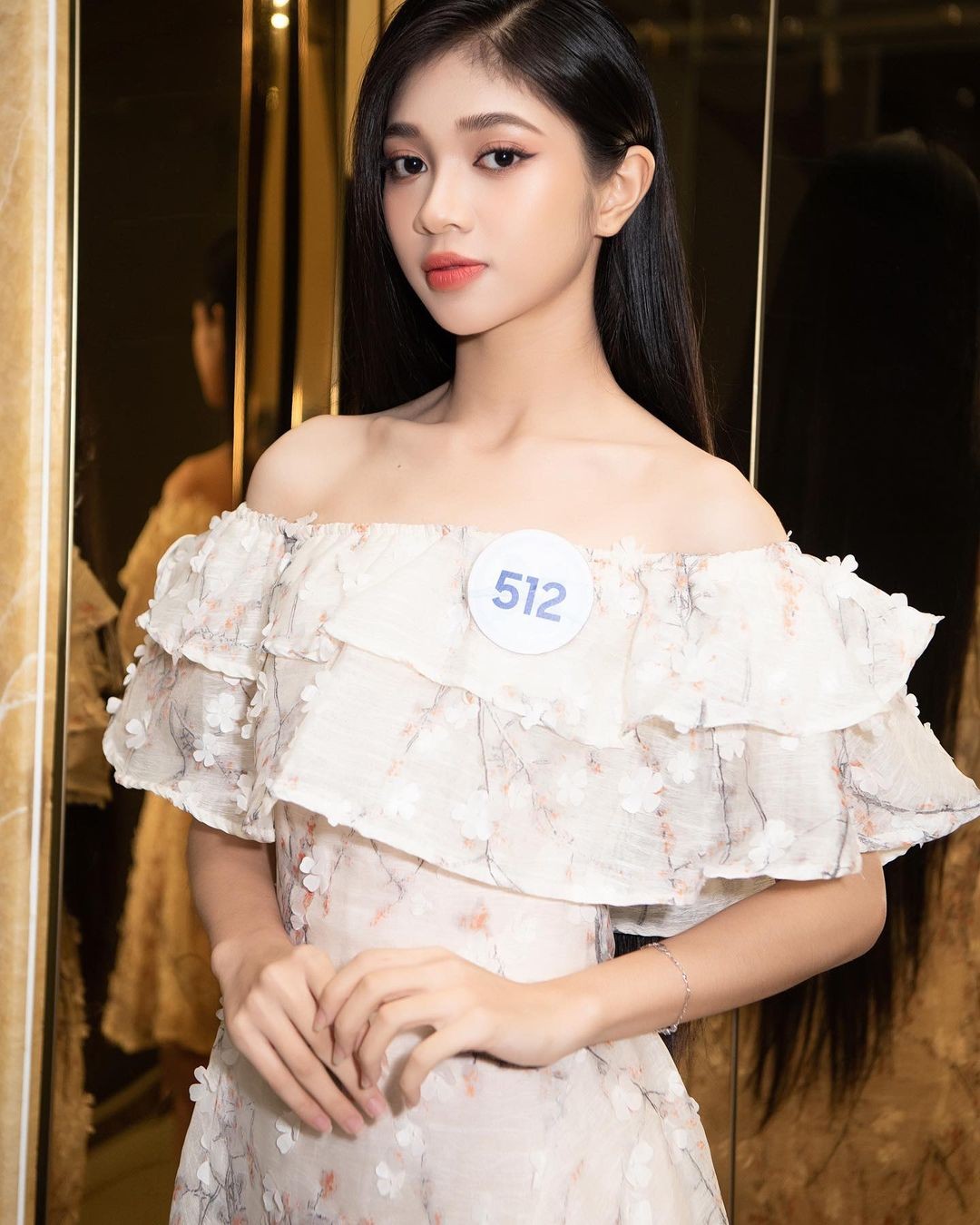 Mặt mộc của &Aacute; hậu Thế giới Việt Nam 2023 được khen đẹp hơn trang điểm - Ảnh 4.