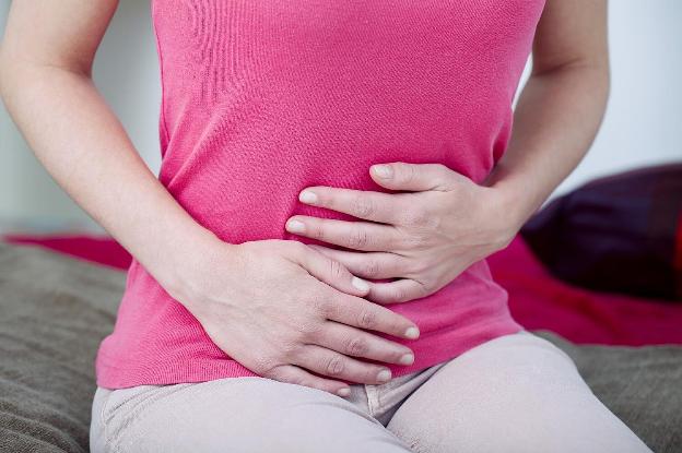 9 nguyên nhân phổ biến gây cơn đau dai dẳng vùng chậu ở phụ nữ - Ảnh 2.