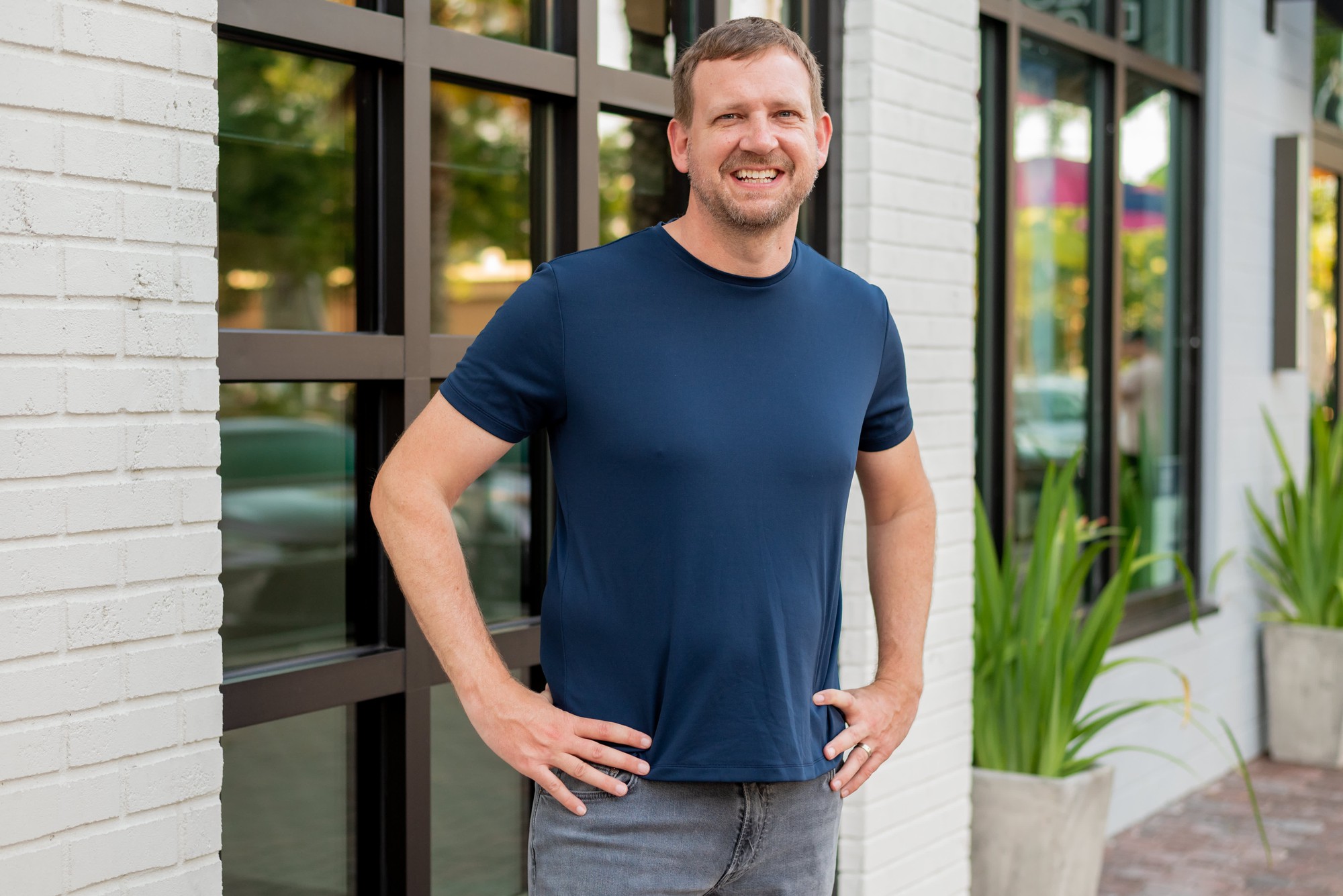 Từ người đi ở thu&ecirc; đến sở hữu 366 căn hộ, triệu ph&uacute; tự th&acirc;n tiết lộ c&aacute;ch &ldquo;gian lận&rdquo; để gia tăng t&agrave;i sản theo cấp số nh&acirc;n bằng c&aacute;ch kh&ocirc;ng tưởng - Ảnh 2.