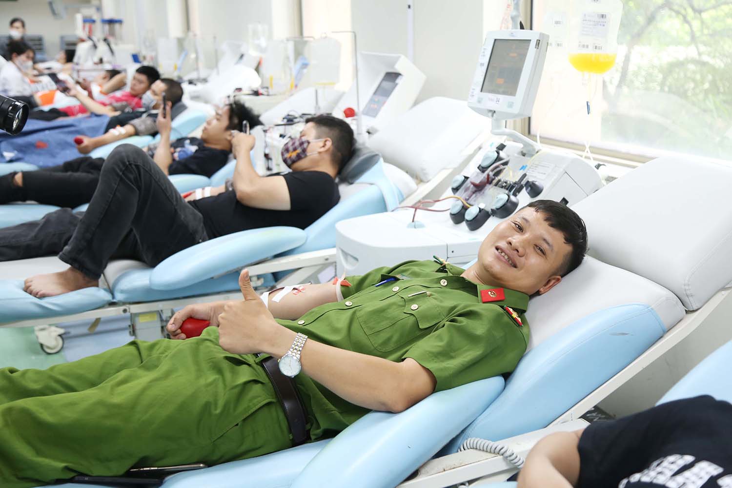 Người hiến máu 102 lần, 'nghỉ việc để đi vận động hiến máu... như một cách trả ơn cuộc đời' - Ảnh 6.
