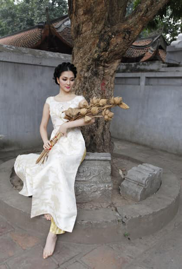 Tròn 38 tuổi, gần 2 thập kỷ đăng quang Hoa hậu Việt Nam, Nguyễn Thị Huyền kín tiếng trong biệt thự cao cấp ở Hà Nội - Ảnh 5.
