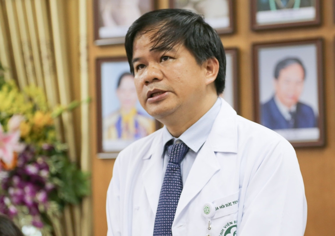 Giám đốc Bệnh viện Bạch Mai nói gì về thực hiện hướng dẫn mới giá khám chữa bệnh theo yêu cầu? - Ảnh 1.