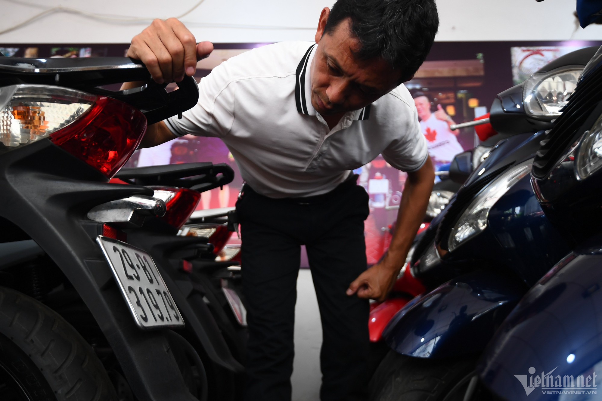 Xe m&aacute;y biển đẹp của d&acirc;n bu&ocirc;n chợ Ch&ugrave;a H&agrave; ế kh&aacute;ch - Ảnh 7.