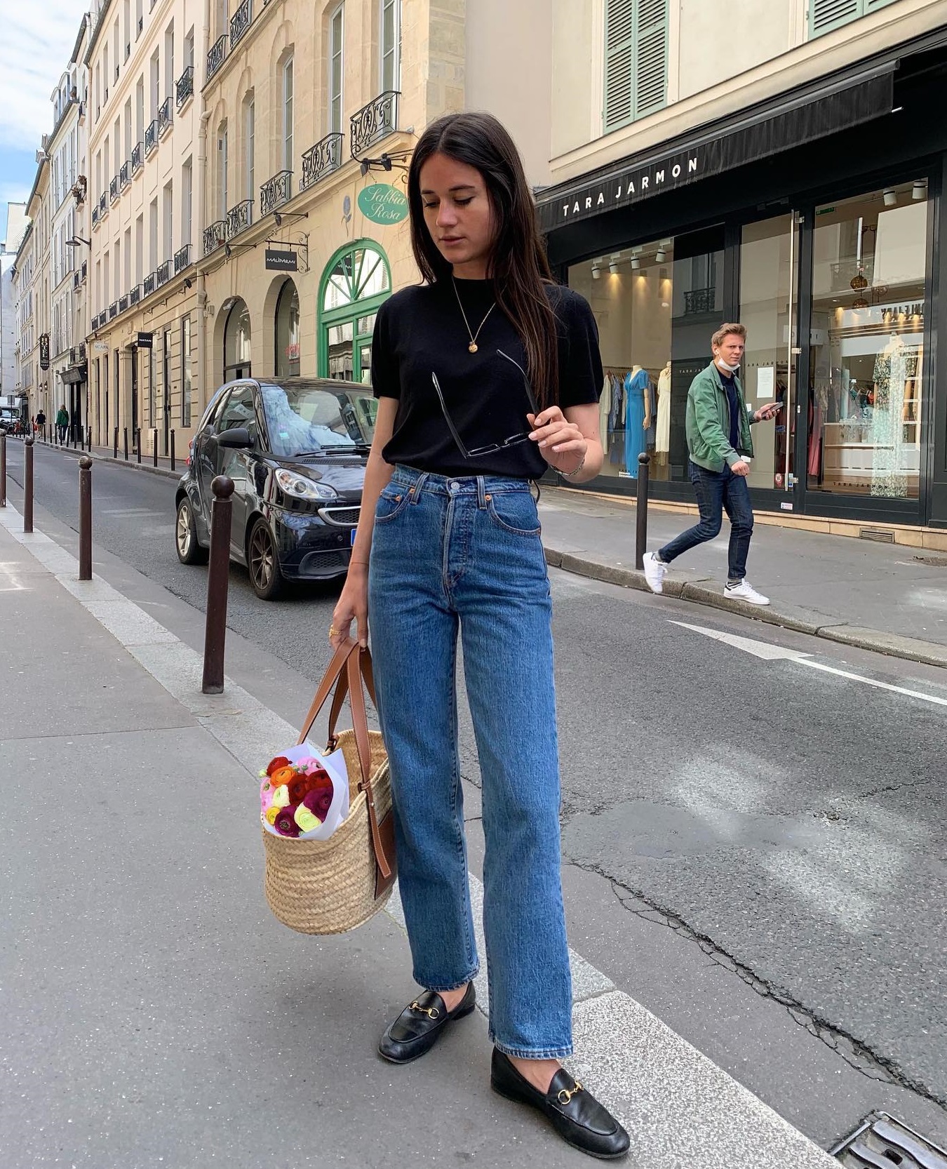 Phụ nữ Pháp diện quần jeans ống đứng theo 10 công thức thanh lịch - Ảnh 10.