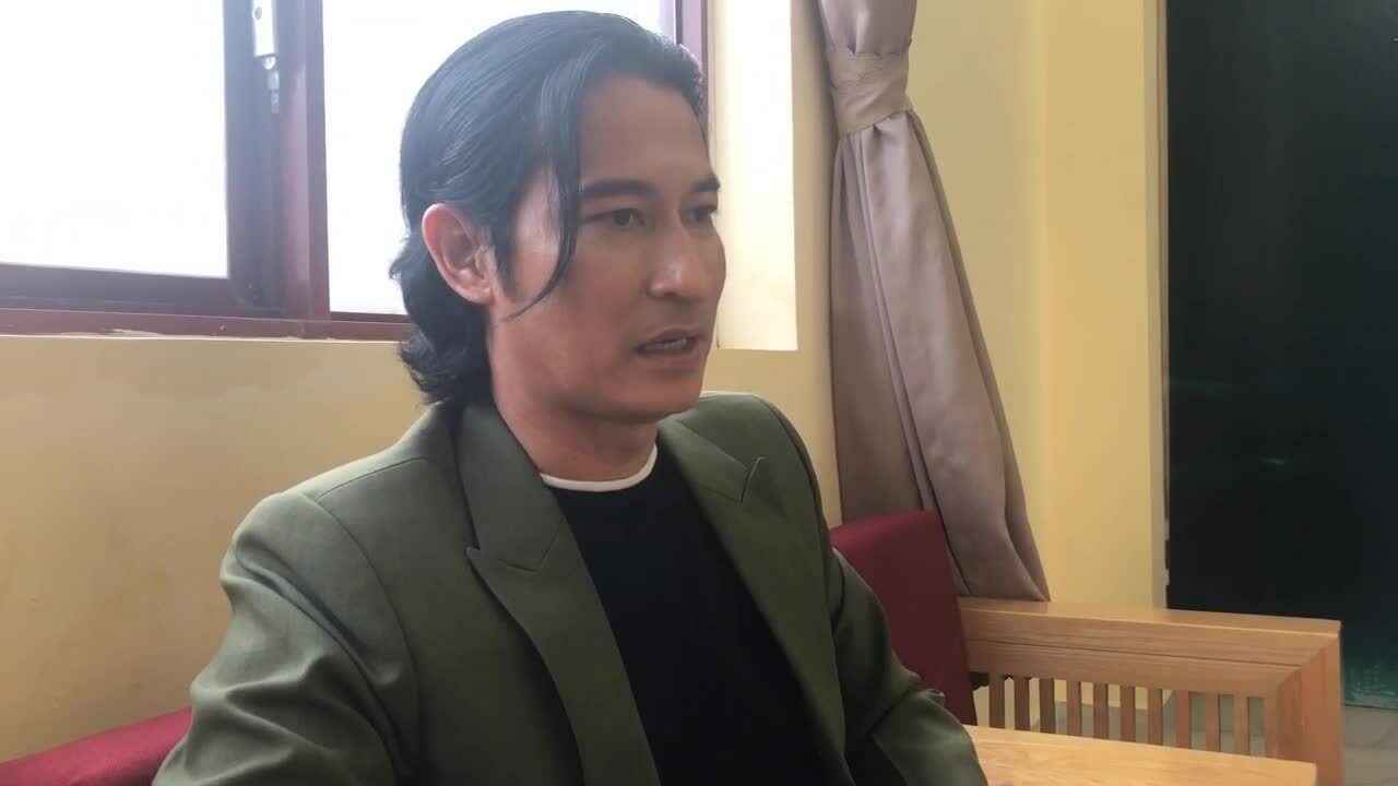 Huy Khánh: 'Tôi gần gũi, bù đắp mỗi khi con trai riêng về Việt Nam' - Ảnh 4.