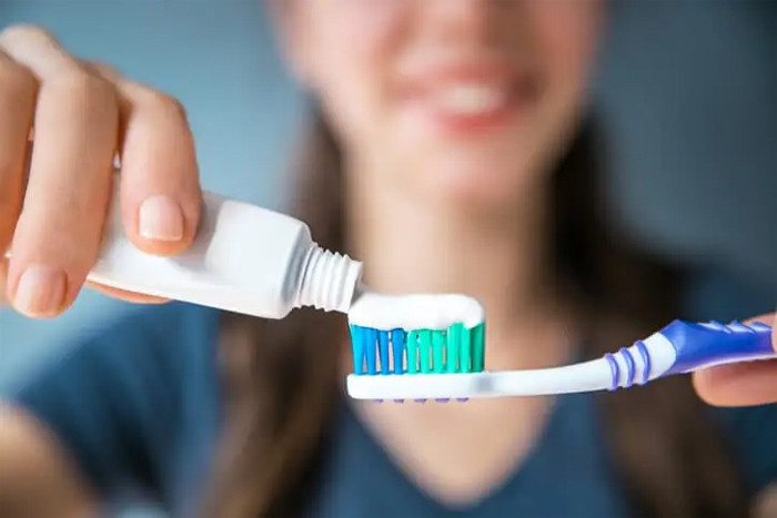 Nha sĩ cảnh báo một điều không nên làm khi đánh răng - Ảnh 1.