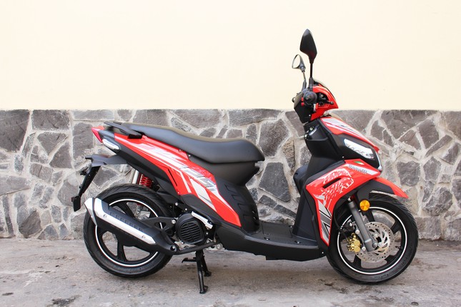 Loạt xe m&aacute;y tay ga giảm gi&aacute; mạnh trong th&aacute;ng Ng&acirc;u - Ảnh 5.