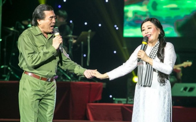 Nữ ca sĩ được phong NSND trẻ nhất nhì Việt Nam: Hạnh phúc bên chồng là anh hùng phi công bắn hạ 6 máy bay địch - Ảnh 3.