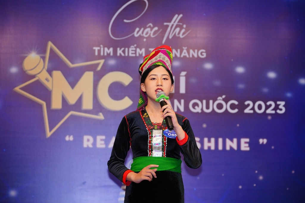 Thanh Hương làm giám khảo cuộc thi MC nhí toàn quốc 2023 - Ảnh 2.
