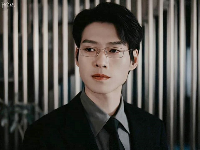 Dàn diễn viên đổi đời một cách thần kỳ trong năm 2023 - Ảnh 1. Dàn diễn viên đổi đời một cách thần kỳ trong năm 2023 - Ảnh 1.