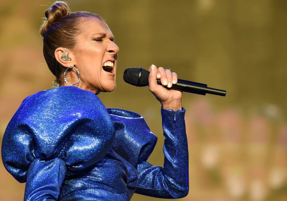 Căn bệnh hiếm đe dọa lấy đi giọng hát của danh ca Celine Dion - Ảnh 2.