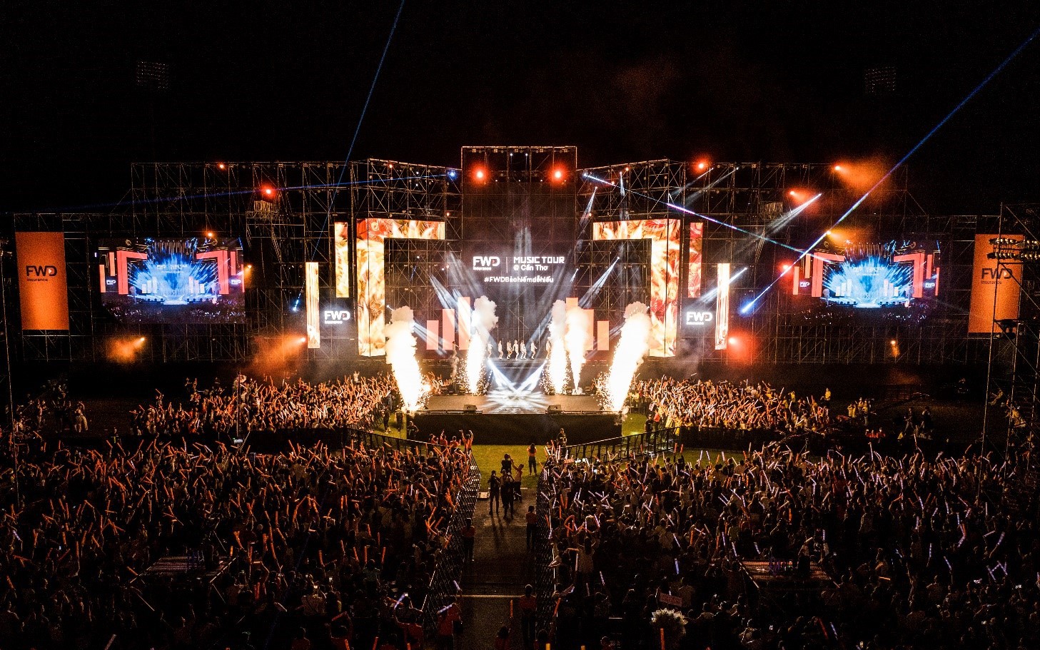 CHẤN ĐỘNG: FWD Music Fest 2023 'cháy vé' liên tục, dự báo lễ hội âm nhạc đỉnh cao vào 9.9 này!
