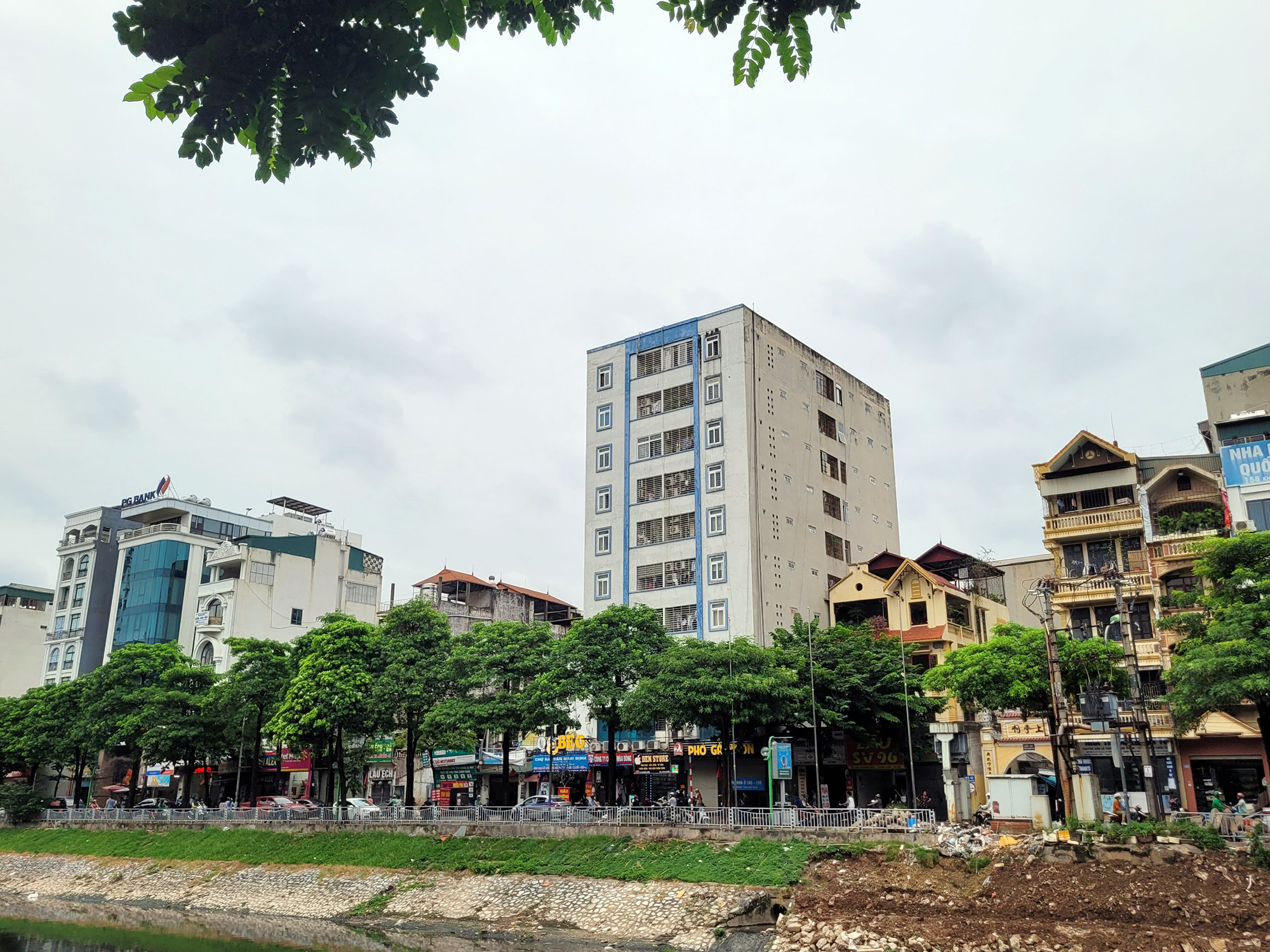 Điểm mặt những 'chung cư mini' không lối thoát đang lừng lững ở Thanh Xuân, Hà Nội  - Ảnh 5.