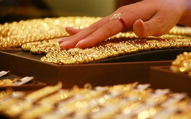 Giá vàng hôm nay 16/9: Vàng SJC đột ngột tăng vọt lên cao nhất từ đầu năm