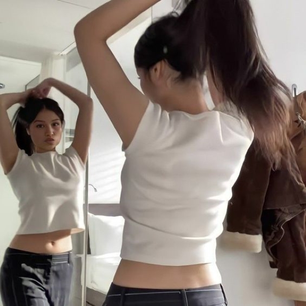 Không xét tuổi tác, phụ nữ có 5 dấu hiệu ngoại hình này tức là cơ thể đang già đi rất nhanh - Ảnh 3. Không xét tuổi tác, phụ nữ có 5 dấu hiệu ngoại hình này tức là cơ thể đang già đi rất nhanh - Ảnh 3.