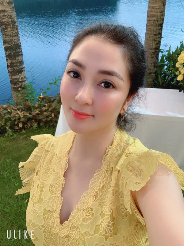 Hoa hậu Nguyễn Thị Huyền: Gương mặt từ 'khuôn trăng đầy đặn' đến 'nhọn hoắt' gây sửng sốt - Ảnh 9.