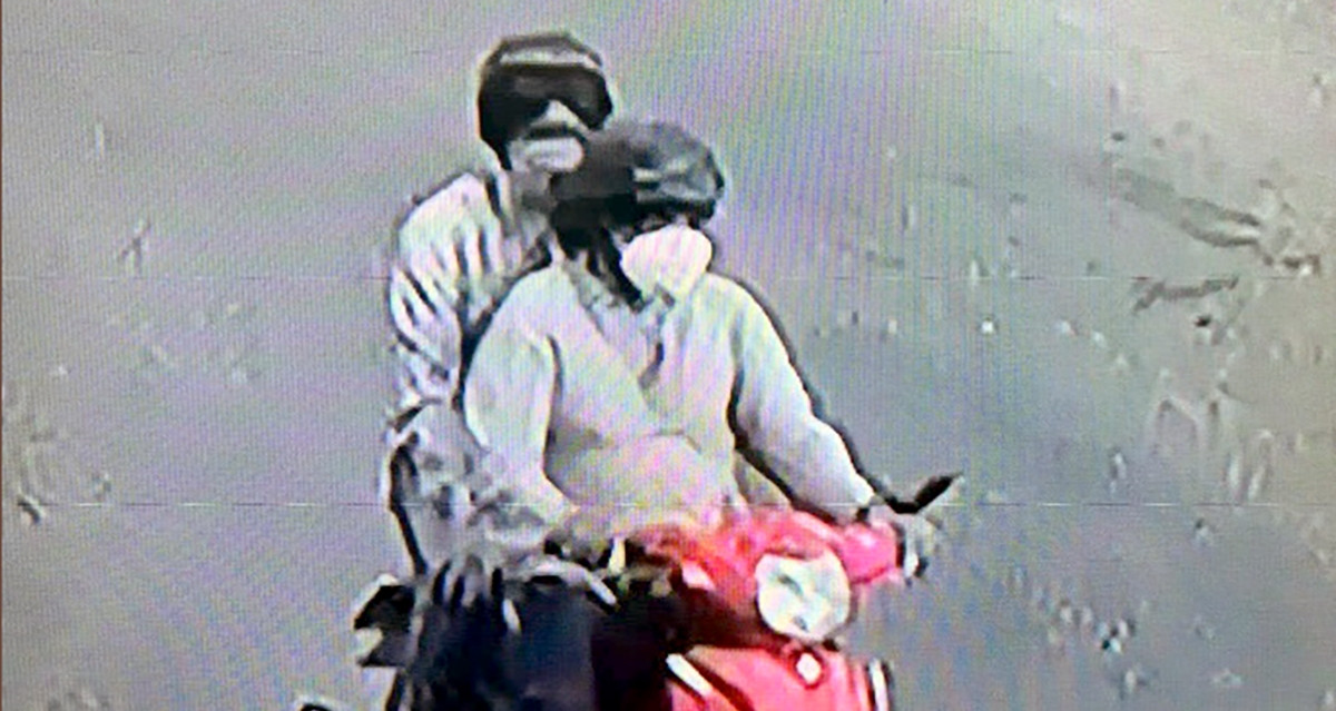 Nhận dạng hai kẻ dùng súng cướp tiệm vàng ở Khánh Hòa