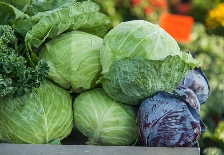 Những loại rau có thể tồn dư nhiều thuốc trừ sâu - Ảnh 4.