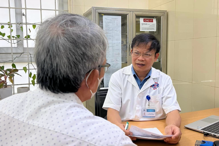 Căn bệnh ung thư nguy hiểm số 1 Việt Nam vẫn có thể được điều trị '0 đồng' - Ảnh 1.