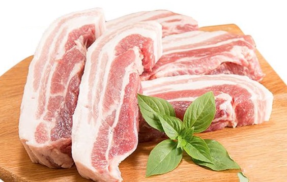 Bất ngờ 5 món ngon nhưng không ăn cùng thịt lợn vì dễ gây béo phì, tiểu đường và mất sạch dinh dưỡng - Ảnh 2.
