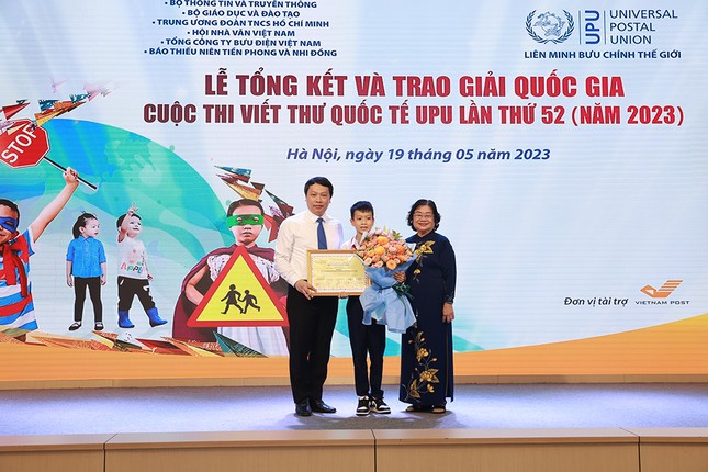 Học sinh Việt Nam giành giải 3 viết thư quốc tế UPU - Ảnh 2.
