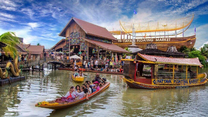 Chợ nổi Pattaya - điểm du lịch nổi tiếng Thái Lan "bà hỏa" thiêu rụi, người dân náo loạn nhảy xuống nước thoát thân - Ảnh 9. Chợ nổi Pattaya - điểm du lịch nổi tiếng Thái Lan "bà hỏa" thiêu rụi, người dân náo loạn nhảy xuống nước thoát thân - Ảnh 9.