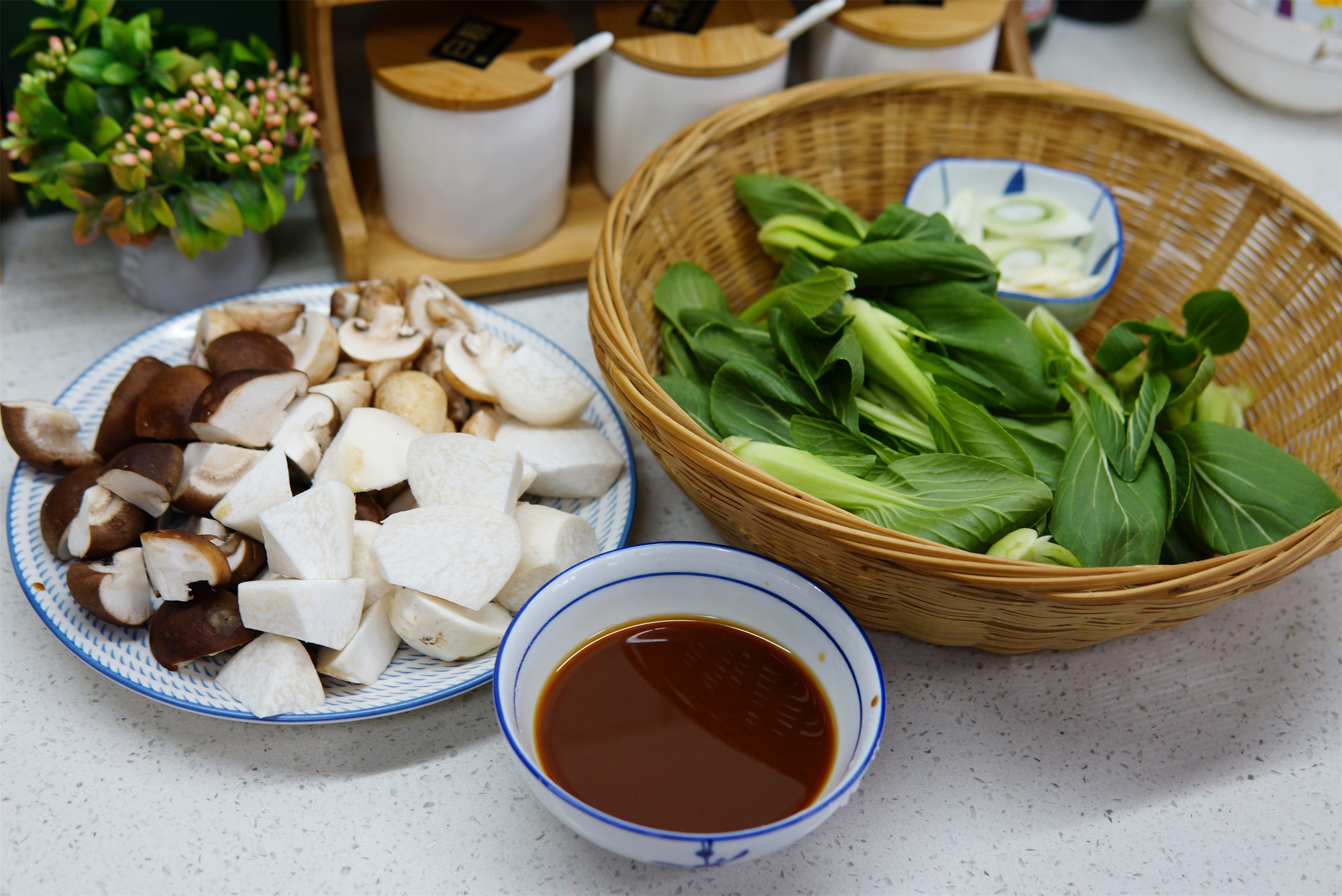 Gợi ý thực đơn bữa cơm đầu năm mới với 3 món ngon tuyệt lại cầu may mắn - Ảnh 6. Gợi ý thực đơn bữa cơm đầu năm mới với 3 món ngon tuyệt lại cầu may mắn - Ảnh 6.