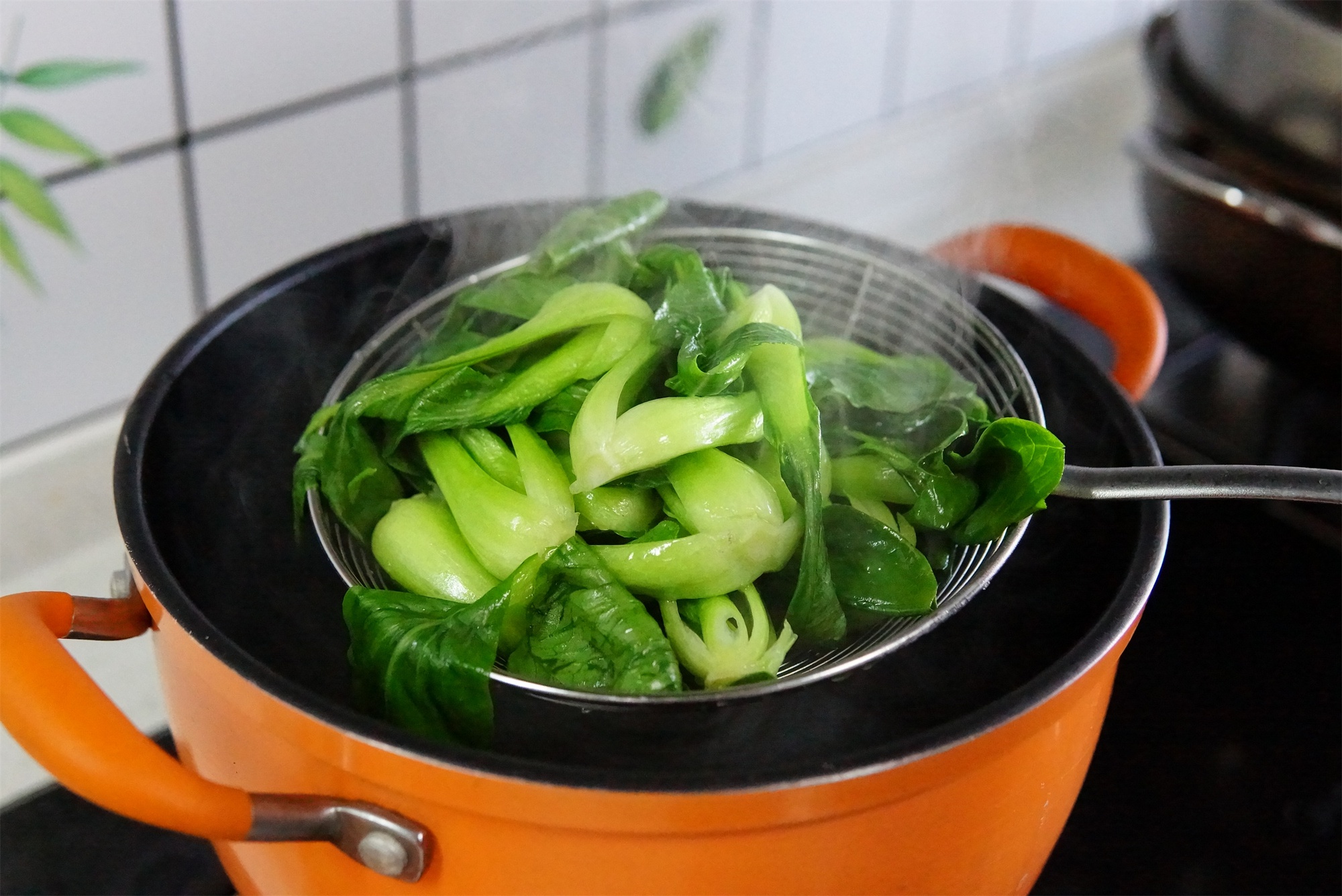 Gợi ý thực đơn bữa cơm đầu năm mới với 3 món ngon tuyệt lại cầu may mắn - Ảnh 7. Gợi ý thực đơn bữa cơm đầu năm mới với 3 món ngon tuyệt lại cầu may mắn - Ảnh 7.