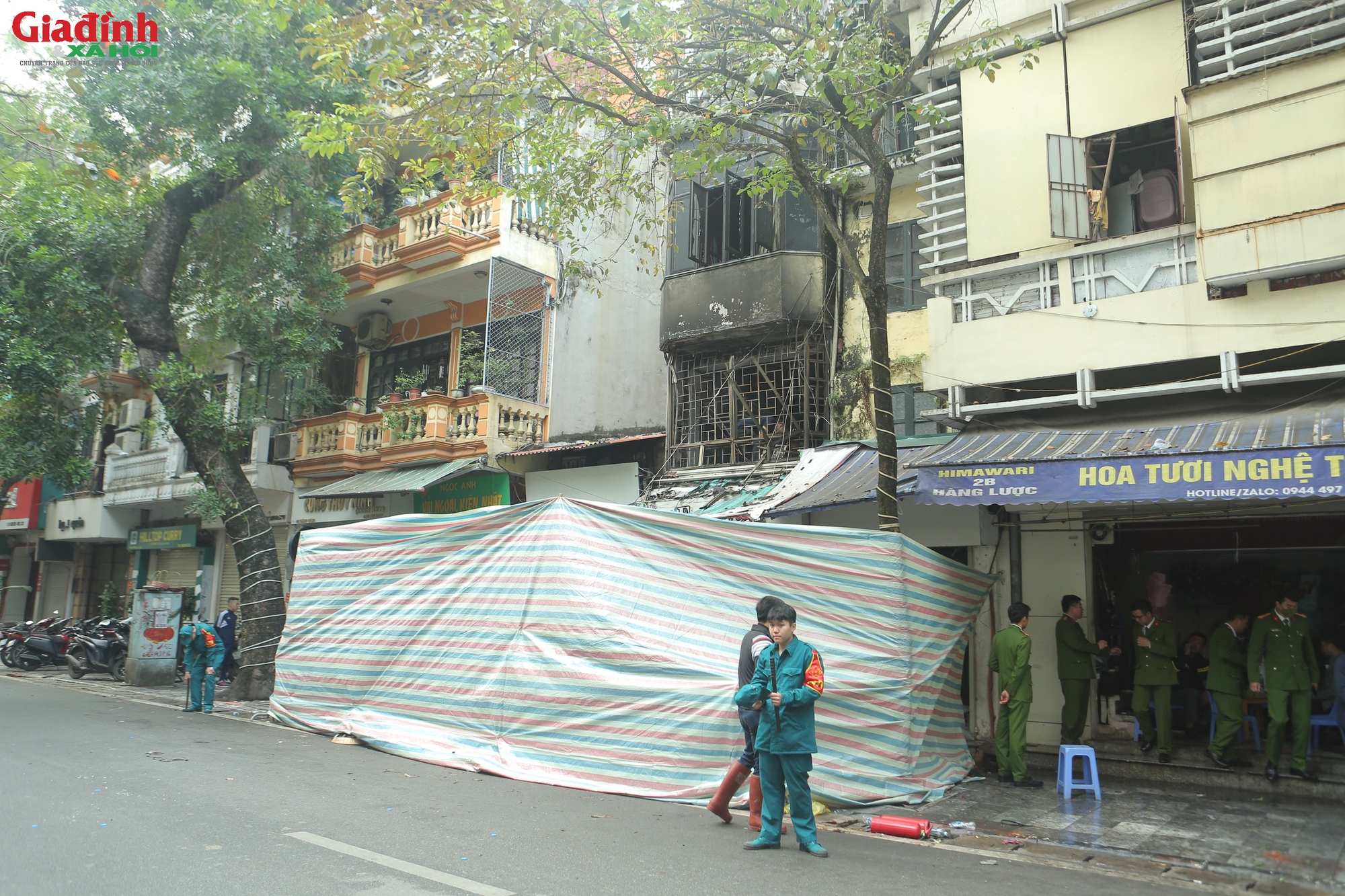Hiện trường vụ cháy ở phố cổ Hà Nội khiến 4 người trong một gia đình tử vong thương tâm - Ảnh 2.