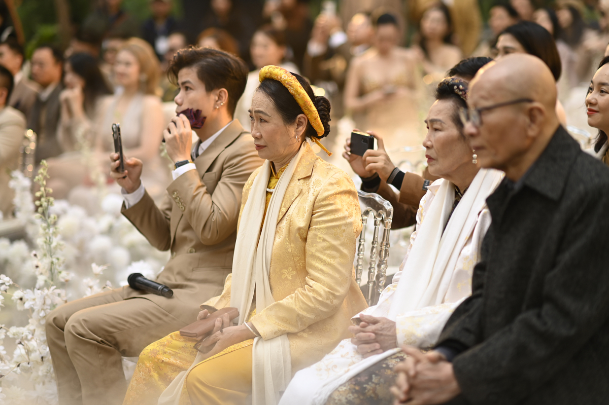 Đám cưới Vũ Hạnh Nguyên - Nguyễn Đức Cường: Khán giả xúc động những khoảnh khắc đẹp của cô dâu - Ảnh 7.