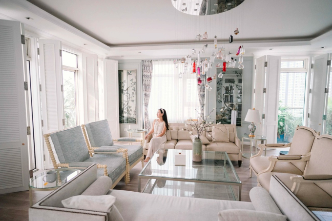 Hội ở penthouse thích 'chơi trội' qua một món decor: Yêu cầu cao về thiết kế và thẩm mỹ, giá cả chưa bàn nhưng đụng hàng cực khó - Ảnh 1.