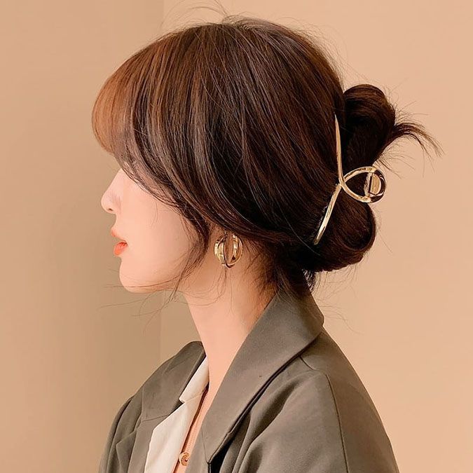 Kiểu tóc của Song Hye Kyo: Xoăn nhẹ bồng bềnh, buộc hay búi gọn đều đẹp tựa nàng thơ- Ảnh 25.