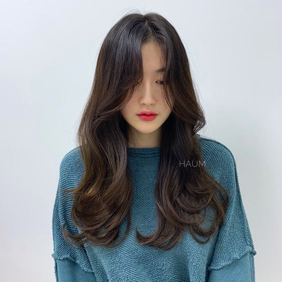 Kiểu tóc của Song Hye Kyo: Xoăn nhẹ bồng bềnh, buộc hay búi gọn đều đẹp tựa nàng thơ- Ảnh 18.