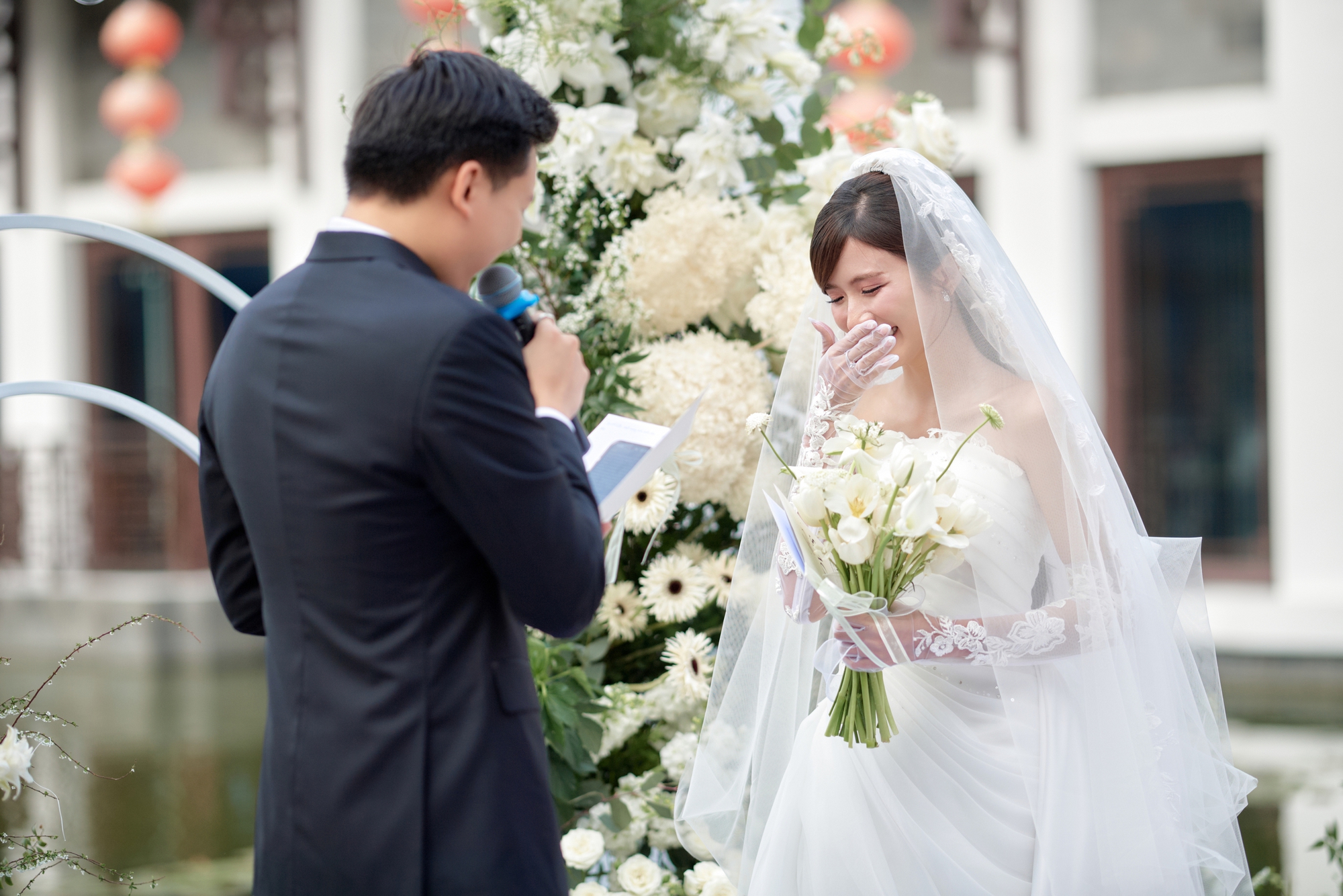 4 váy cưới của nữ diễn viên Ngọc Huyền: Đều xinh, tổng giá trị gần 300 triệu- Ảnh 1.