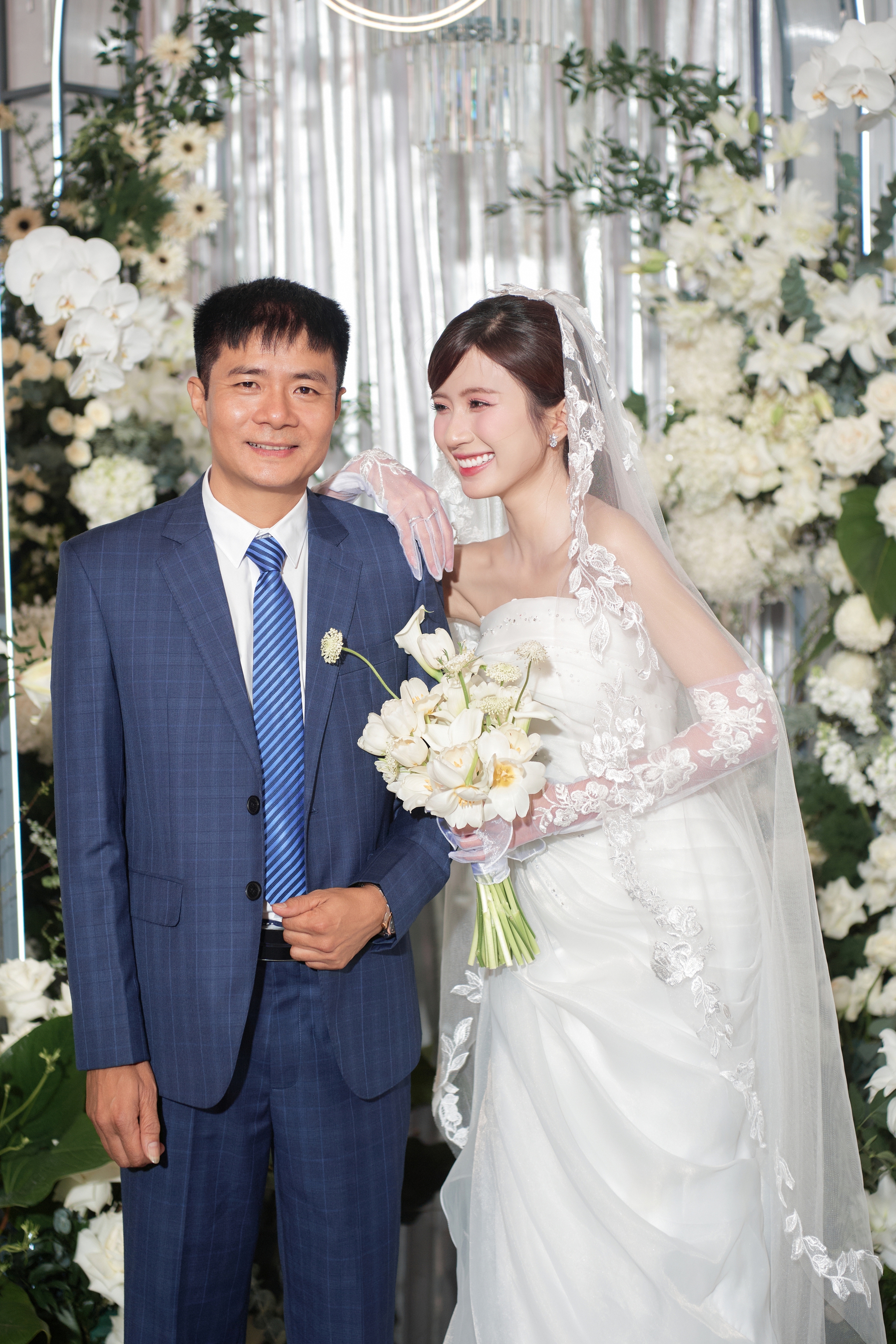 4 váy cưới của nữ diễn viên Ngọc Huyền: Đều xinh, tổng giá trị gần 300 triệu- Ảnh 5.