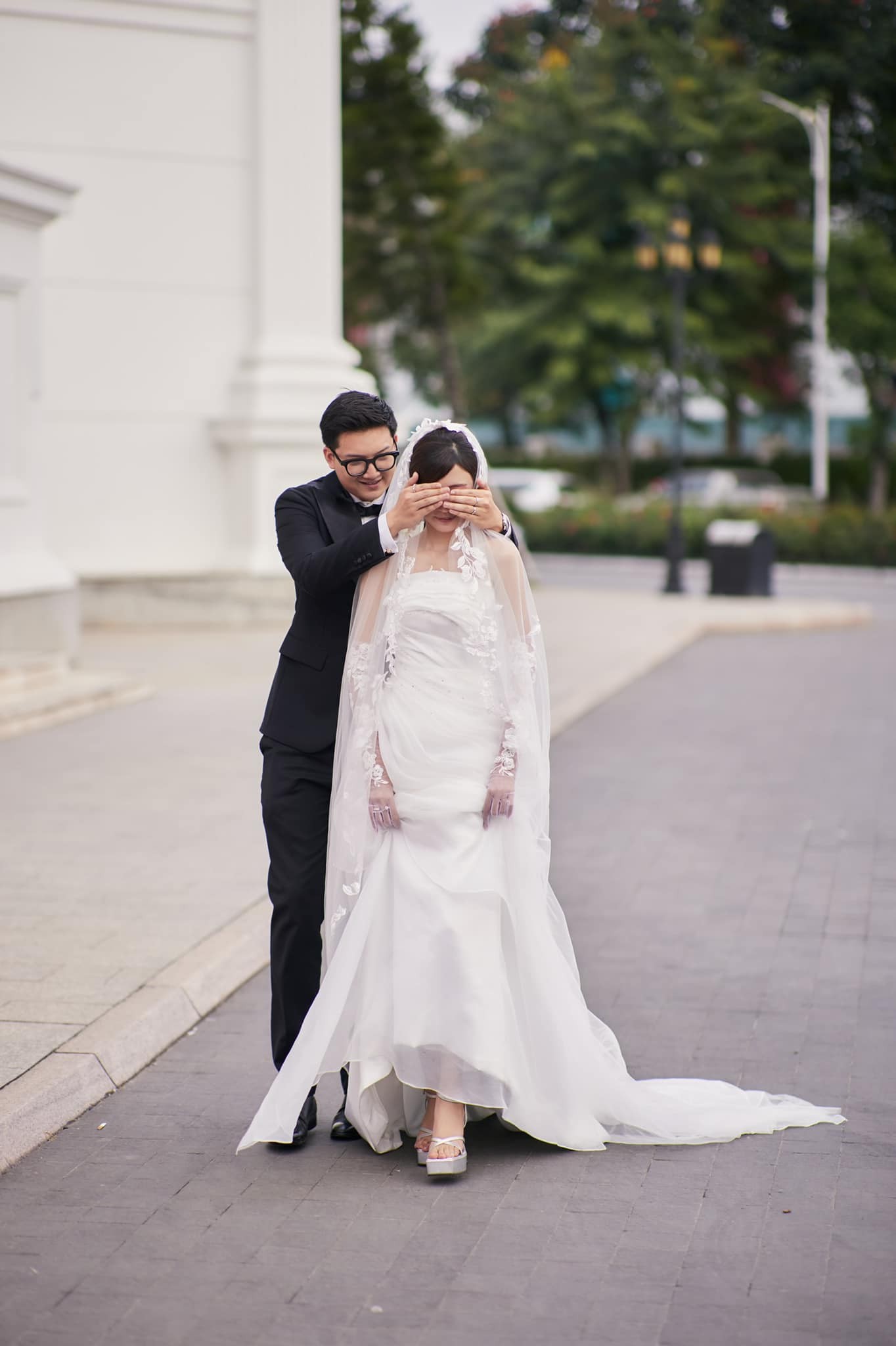 Cháu trai NSƯT Chí Trung bí mật tặng vợ mới cưới 1 chiếc xe hơi ngay trong ngày tổ chức hôn lễ- Ảnh 1.