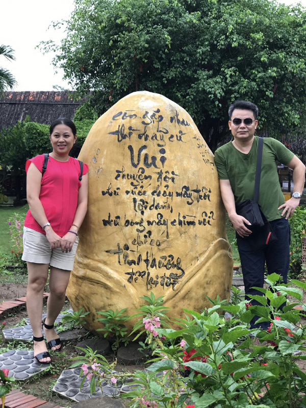 Hôn nhân đời thực của diễn viên VFC: NSƯT Trịnh Mai Nguyên ấm êm bên vợ ngoài ngành - Ảnh 6.