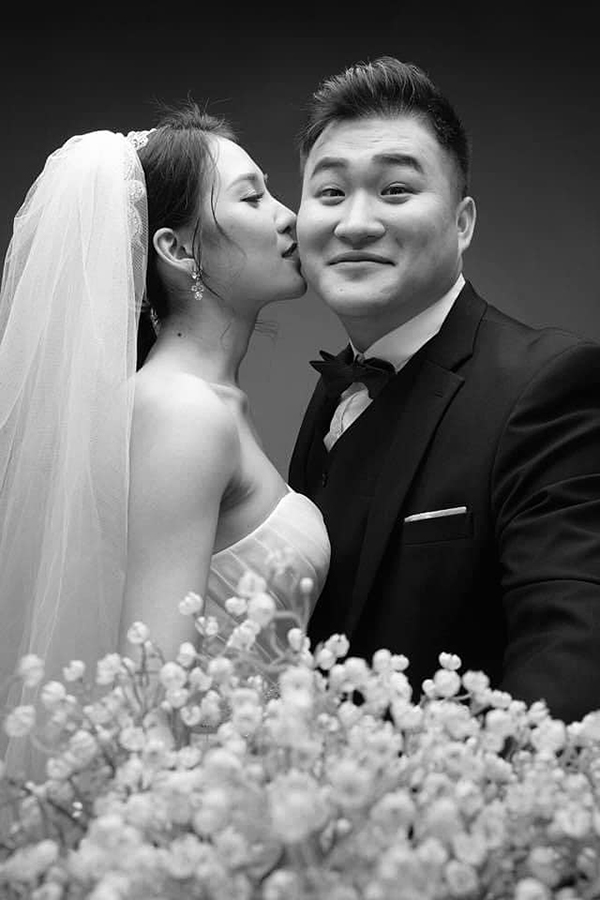 Hôn nhân đời thực của diễn viên VFC: 'Thiên Lôi' Lưu Mạnh hạnh phúc bên vợ xinh đẹp ngoài ngành - Ảnh 5.