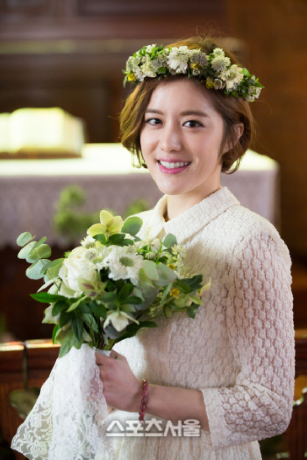 Nữ diễn viên City Hunter lộ bí mật kết hôn với doanh nhân từ... 4 năm trước mà không ai hay, hoá ra là bạn thân của Park Min Young - Ảnh 2.