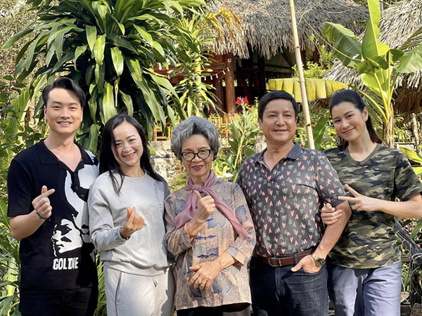 Hôn nhân đời thực của diễn viên VFC: NSƯT Linh Huệ hạnh phúc bên chồng yêu chiều - Ảnh 5.