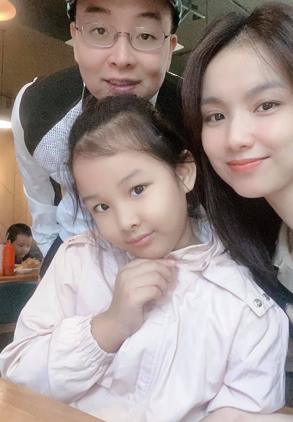 Ảnh hiếm hoi của con gái Hoa hậu Thùy Lâm tiết lộ nhan sắc mỹ nhân tương lai - Ảnh 7.