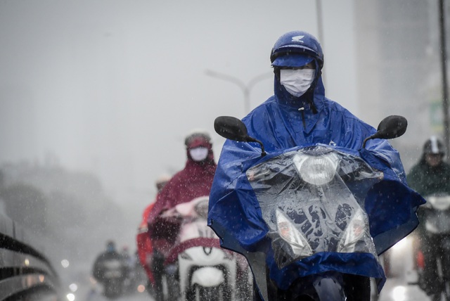 Thông tin mới nhất về đợt không khí lạnh đang tràn xuống: Bao giờ đợt rét đậm rét hại đầu tiên xuất hiện?- Ảnh 1.