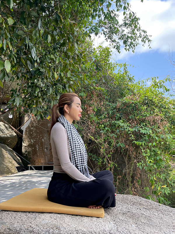 Trải qua một 'lần đò' dang dở, nữ siêu mẫu tái hôn với ca sĩ nổi tiếng có cuộc sống viên mãn- Ảnh 4.