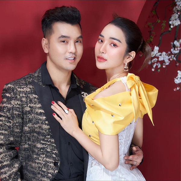 Trải qua một 'lần đò' dang dở, nữ siêu mẫu tái hôn với ca sĩ nổi tiếng có cuộc sống viên mãn- Ảnh 7.