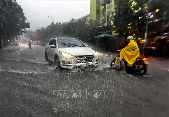 Không khí lạnh liên tiếp dồn xuống, miền Bắc chuyển rét- Ảnh 1.