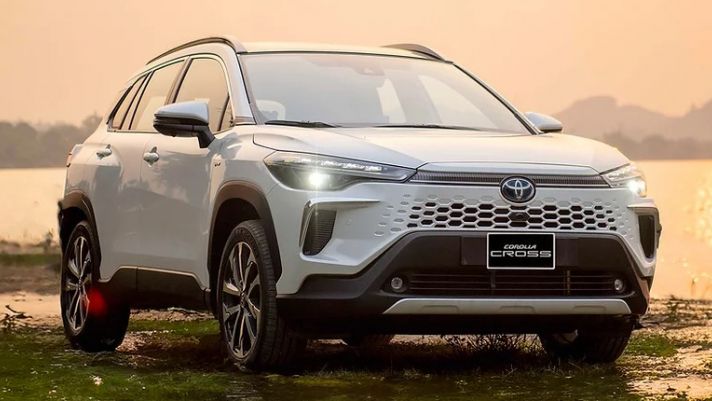 Giá lăn bánh Toyota Corolla Cross mới nhất đang rẻ chưa từng thấy, sẵn sàng cạnh tranh với Mitsubishi Xforce- Ảnh 2.