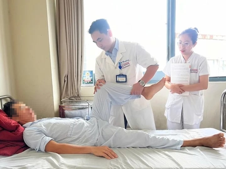 Sốt cao không dứt, người đàn ông đi khám phát hiện mắc bệnh Whitmore - Ảnh 1.