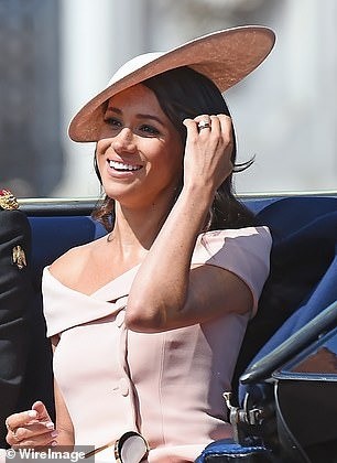 Điểm chung giữa bà Melania và Meghan Markle - Ảnh 6.